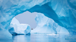 东南极冰盖由内向外加速流动